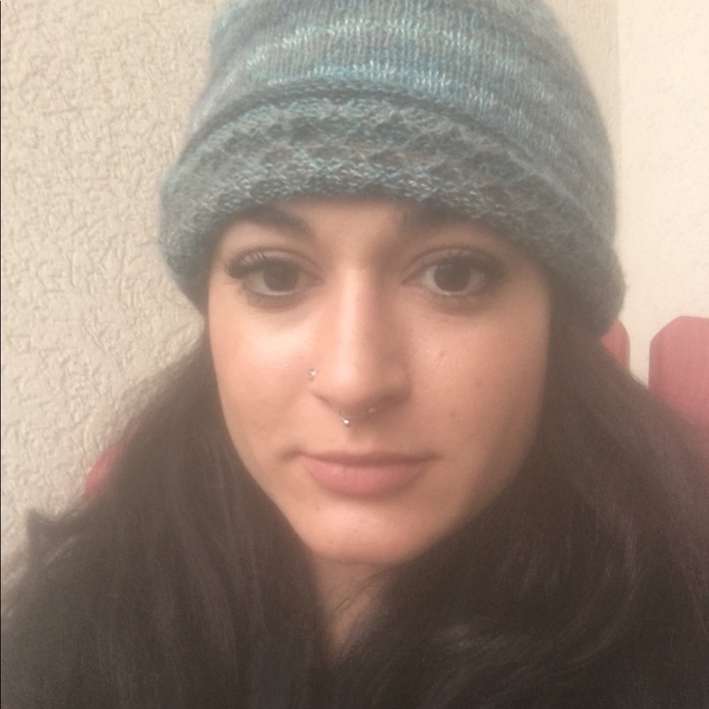 Meet your Posher, Marianne